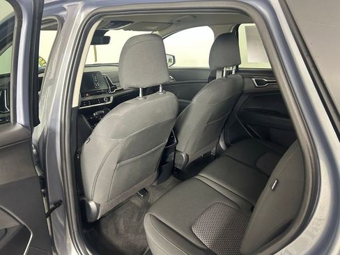 Used 2025 Kia Sportage LX image 14