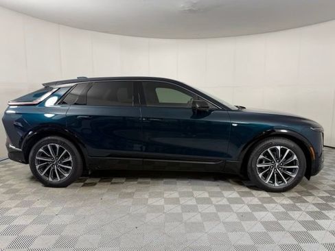 Certified 2024 Cadillac Lyriq Sport AWD/4WD image 9