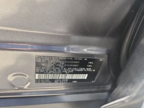 Used 2021 Toyota RAV4 LE AWD/4WD image 21
