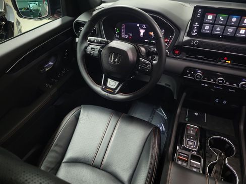 Certified 2026 Honda Passport TrailSport Elite image 16