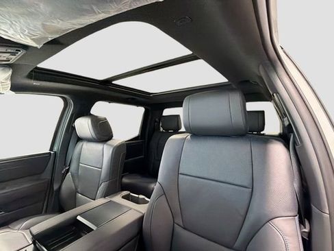 New 2026 Toyota Tundra Platinum AWD/4WD image 19