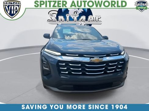Used 2025 Chevrolet Equinox LT w/ Convenience Package II FWD image 3