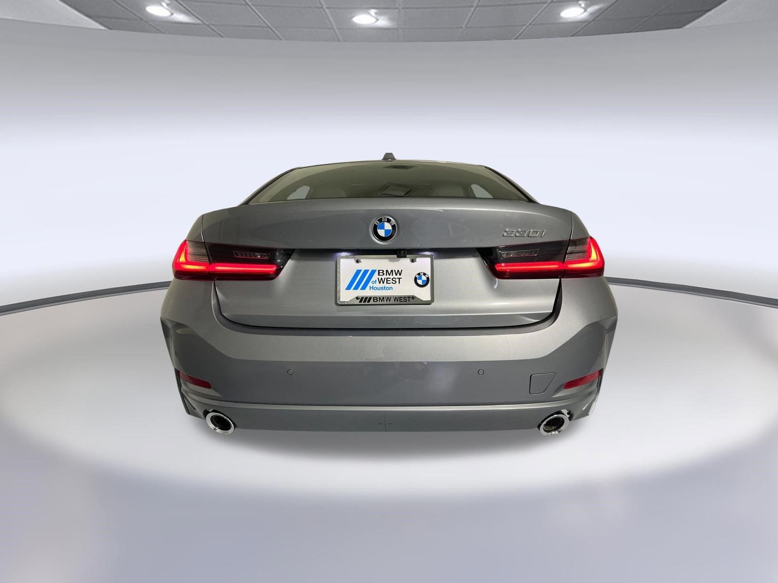 Used 2026 BMW 330i Sedan w/ Convenience Package RWD image 10