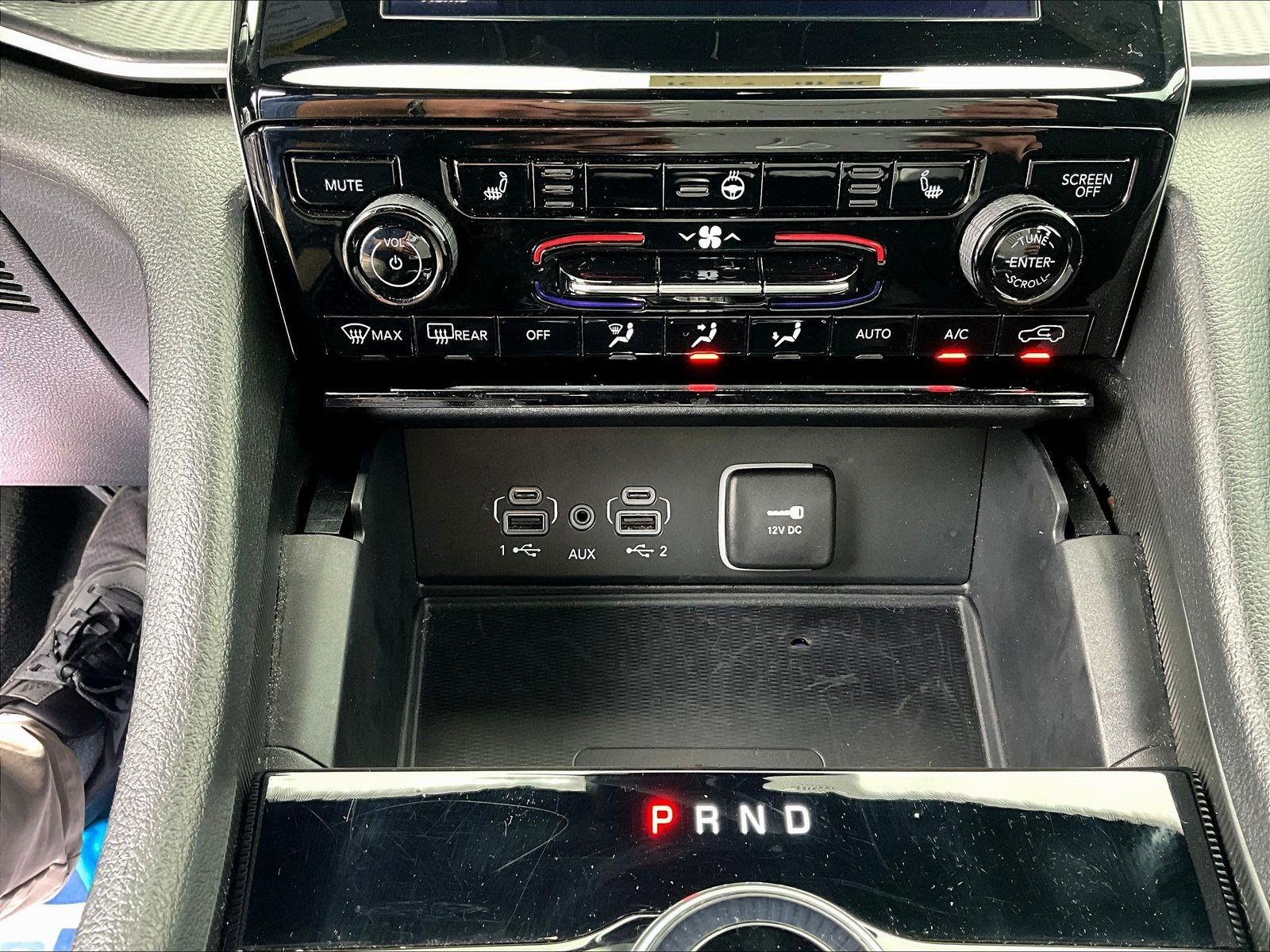 Used 2025 Jeep Grand Cherokee L Laredo w/ Luxury Tech Group I AWD/4WD image 18