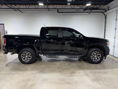 Used 2022 GMC Canyon AT4 w/ Trailering Package AWD/4WD image 5