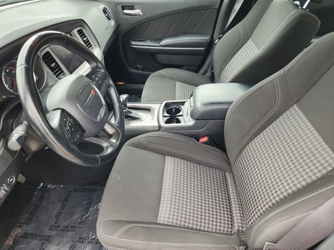 Used 2023 Dodge Charger SXT RWD image 11