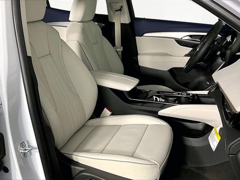 New 2026 Buick Envision Avenir image 12