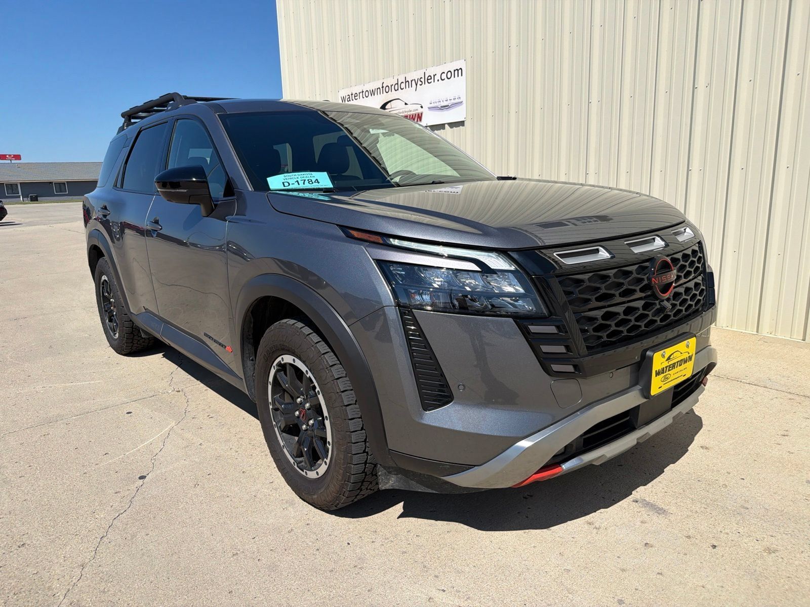 Used 2026 Nissan Pathfinder Rock Creek AWD/4WD image 2