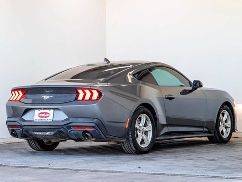 Used 2024 Ford Mustang Coupe RWD image 3