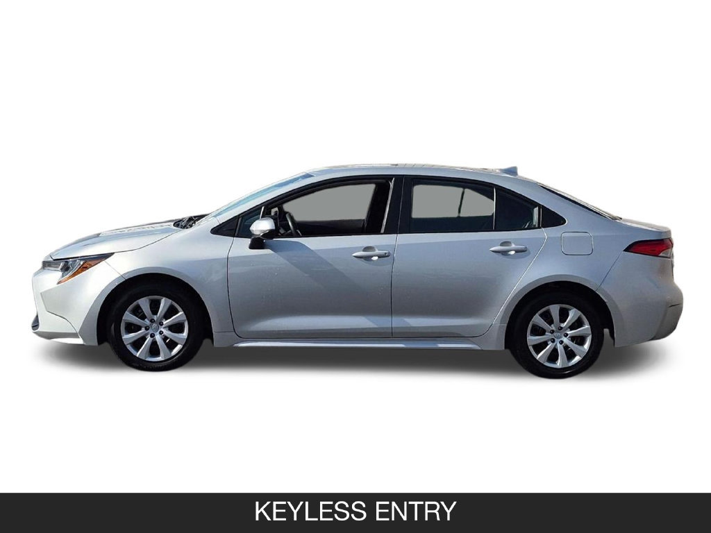 Used 2025 Toyota Corolla LE FWD image 5