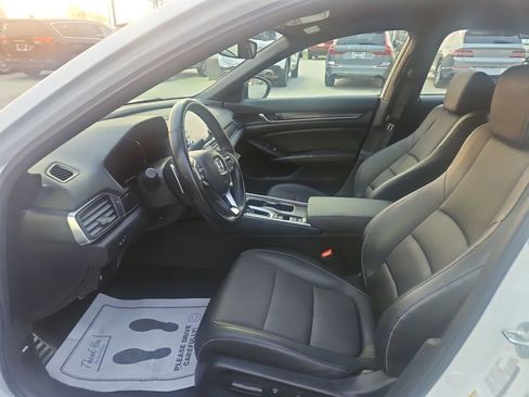 Used 2022 Honda Accord Sport image 15