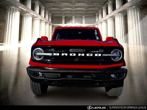 Used 2022 Ford Bronco Outer Banks image 5