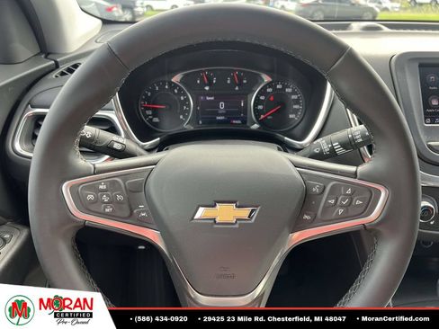 Used 2023 Chevrolet Equinox LT FWD image 19