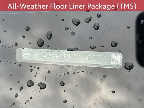 Used 2021 Toyota Prius image 3