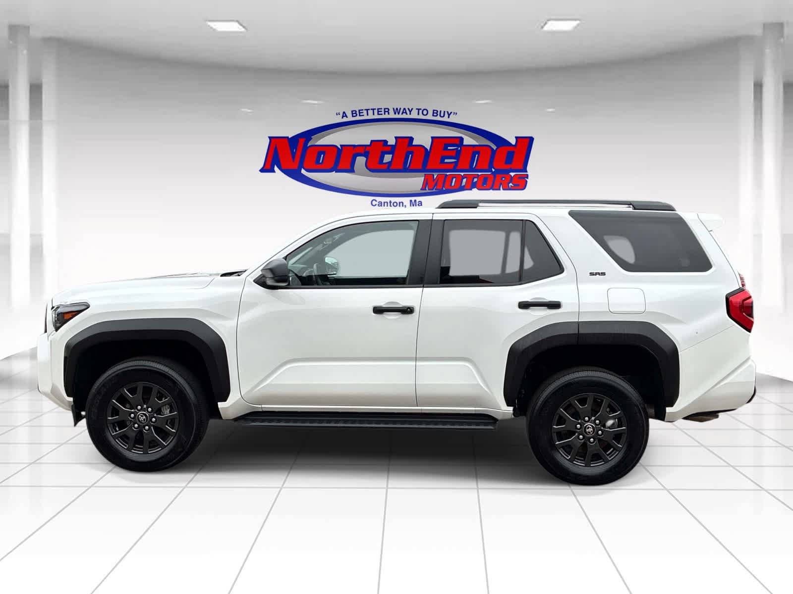 Used 2025 Toyota 4Runner SR5 AWD/4WD image 4