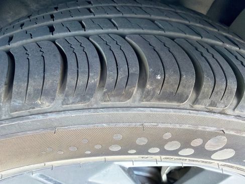 Used 2023 Hyundai Elantra SEL w/ Cargo Package FWD image 11