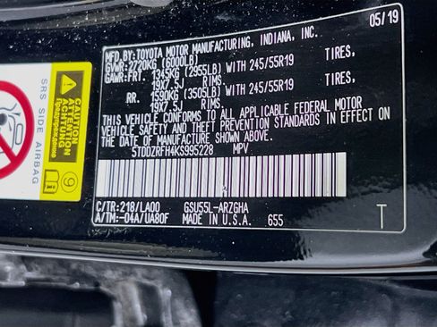 Used 2019 Toyota Highlander Limited AWD/4WD image 32