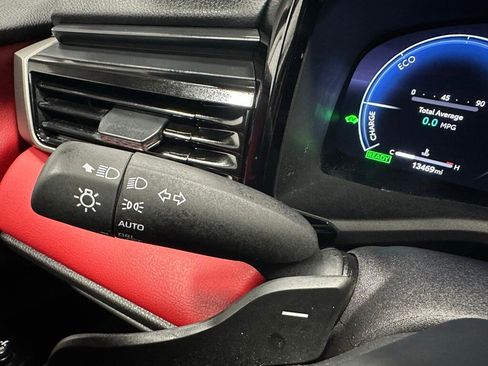 Used 2025 Toyota Camry XSE image 21