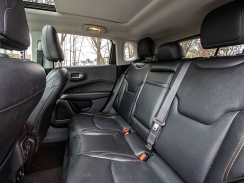 Used 2018 Jeep Compass Limited w/ Navigation Group image 29