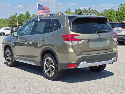 Used 2024 Subaru Forester Touring w/ POP Package 3 AWD/4WD image 4