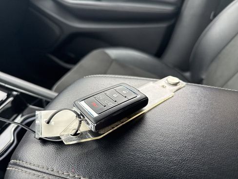 Certified 2023 Jeep Grand Cherokee Altitude image 33