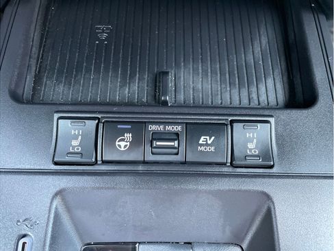 Certified 2026 Toyota Corolla Cross AWD Hybrid w/ Moonroof Package image 13