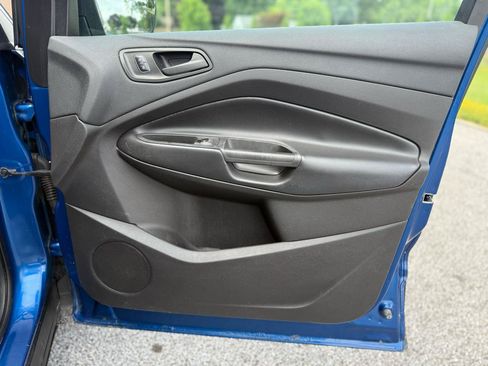 Used 2018 Ford Escape S FWD image 37