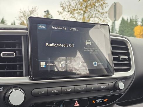 New 2026 Hyundai Venue SEL image 18