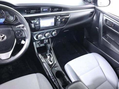 Used 2016 Toyota Corolla L FWD image 28