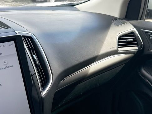 Used 2024 Ford Edge Titanium image 21