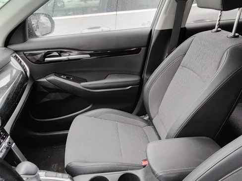 Used 2024 Kia Seltos S FWD image 8