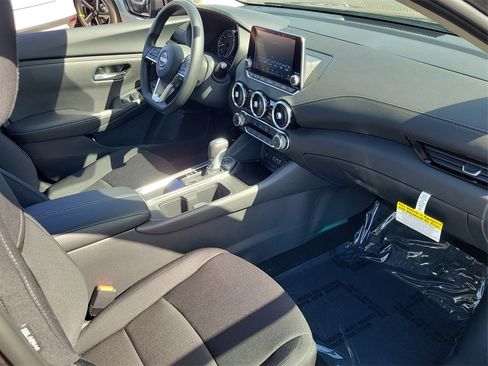 New 2025 Nissan Sentra SV image 12