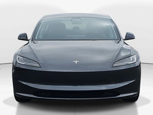 Used 2024 Tesla Model 3 Standard Range image 11