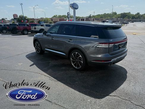 Used 2024 Lincoln Aviator Reserve w/ Equipment Group 201A AWD/4WD image 5