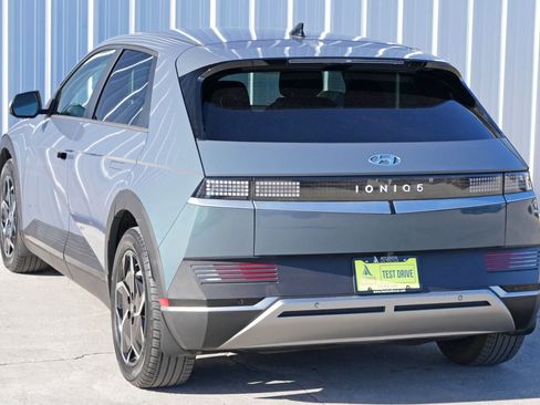 Used 2024 Hyundai Ioniq 5 SEL image 47