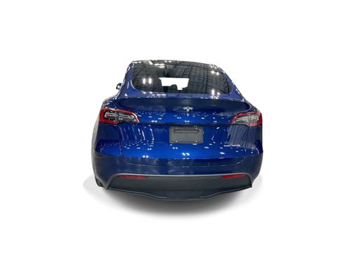 Certified 2023 Tesla Model Y Long Range AWD/4WD image 5