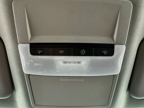 Used 2024 Nissan Sentra SV FWD image 21
