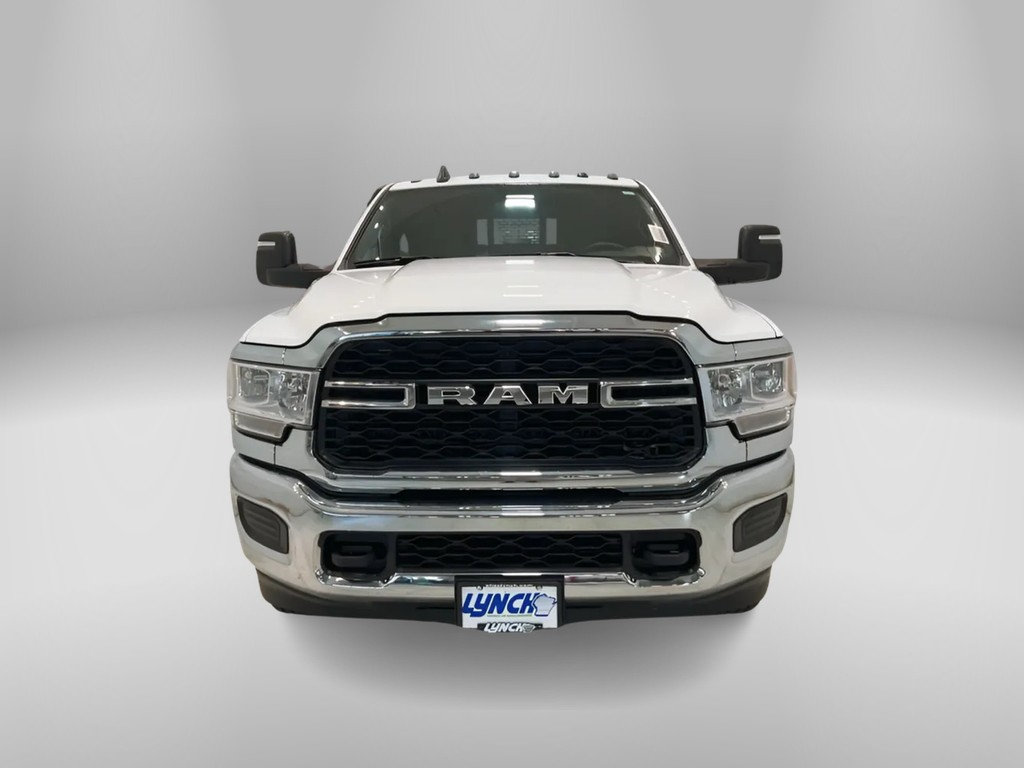 New 2024 RAM 3500 Tradesman w/ Chrome Appearance Group AWD/4WD image 16