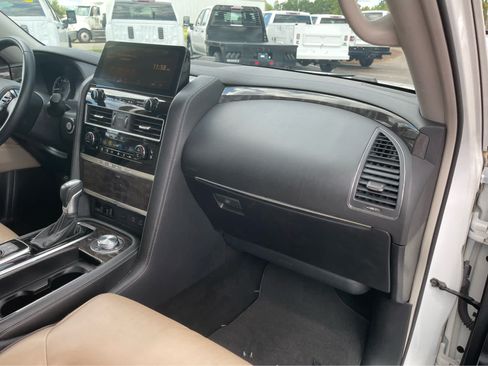 Used 2023 Nissan Armada Platinum w/ Captain's Chairs Package AWD/4WD image 28