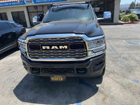 Used 2023 RAM 2500 Limited AWD/4WD image 2