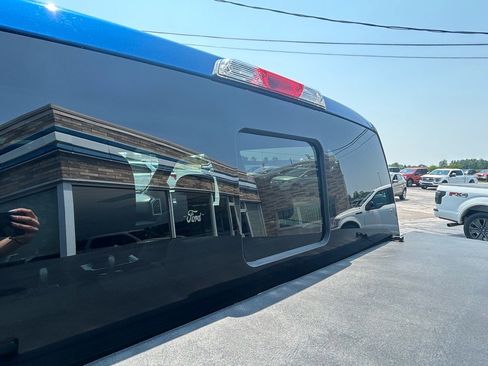 Used 2017 Ford F150 XLT w/ Equipment Group 302A Luxury image 6