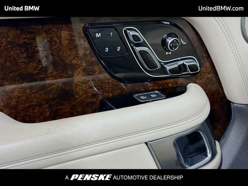 Used 2021 Land Rover Range Rover Westminster Edition image 3