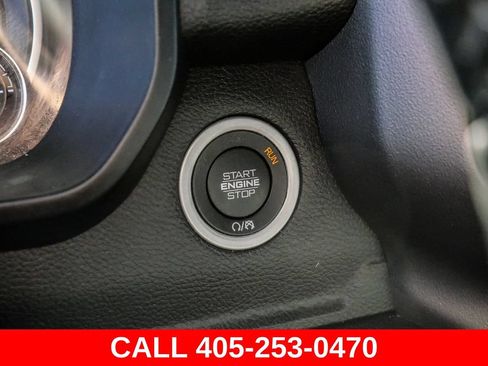 Used 2022 RAM 1500 Big Horn AWD/4WD image 49