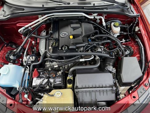 Used 2008 MAZDA MX-5 Miata Grand Touring RWD image 4