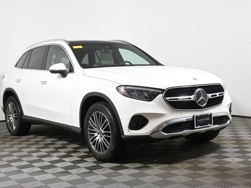 Certified 2026 Mercedes-Benz GLC 300 4MATIC image 9