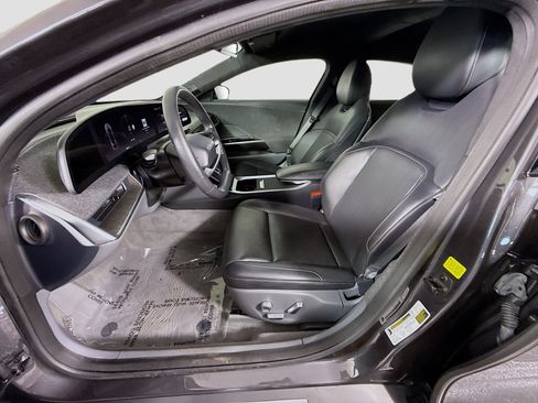 Used 2023 Lucid Air Pure image 21