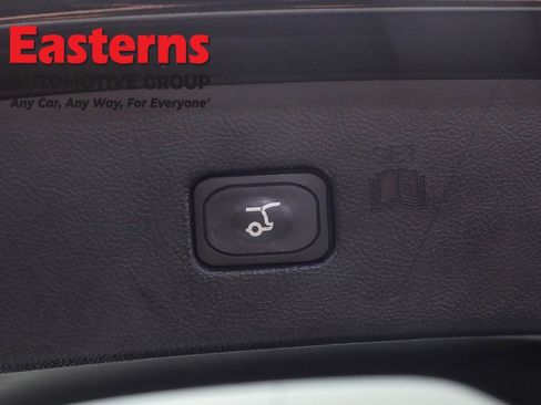 Used 2022 Ford Edge SEL w/ Sport Appearance Package image 23