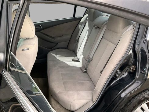 Used 2010 Nissan Altima 2.5 S w/ Convenience Plus Pkg FWD image 20