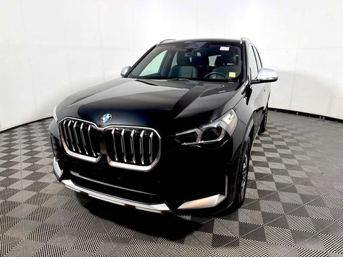 Used 2024 BMW X1 xDrive28i w/ Convenience Package AWD/4WD image 3