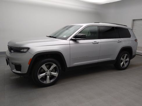 Used 2021 Jeep Grand Cherokee L Limited w/ Luxury Tech Group II AWD/4WD image 2